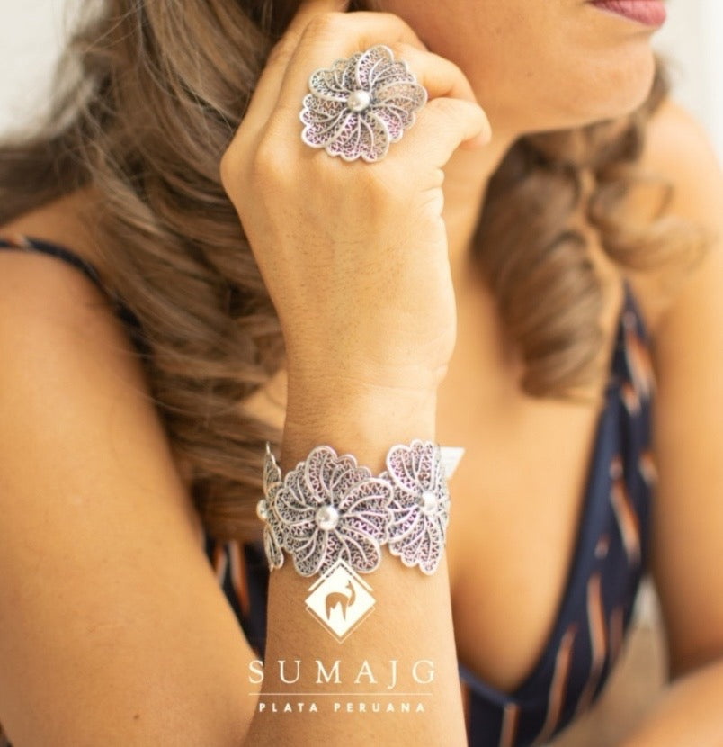 Pulsera aro de flores plata envejecida (051525-005)