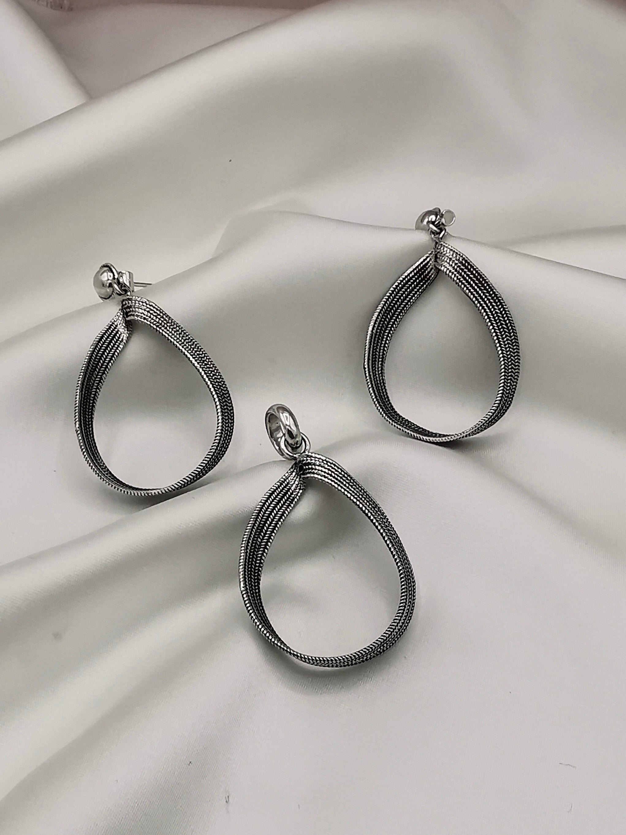 Juego en forma de gota plata envejecida (03550-170)