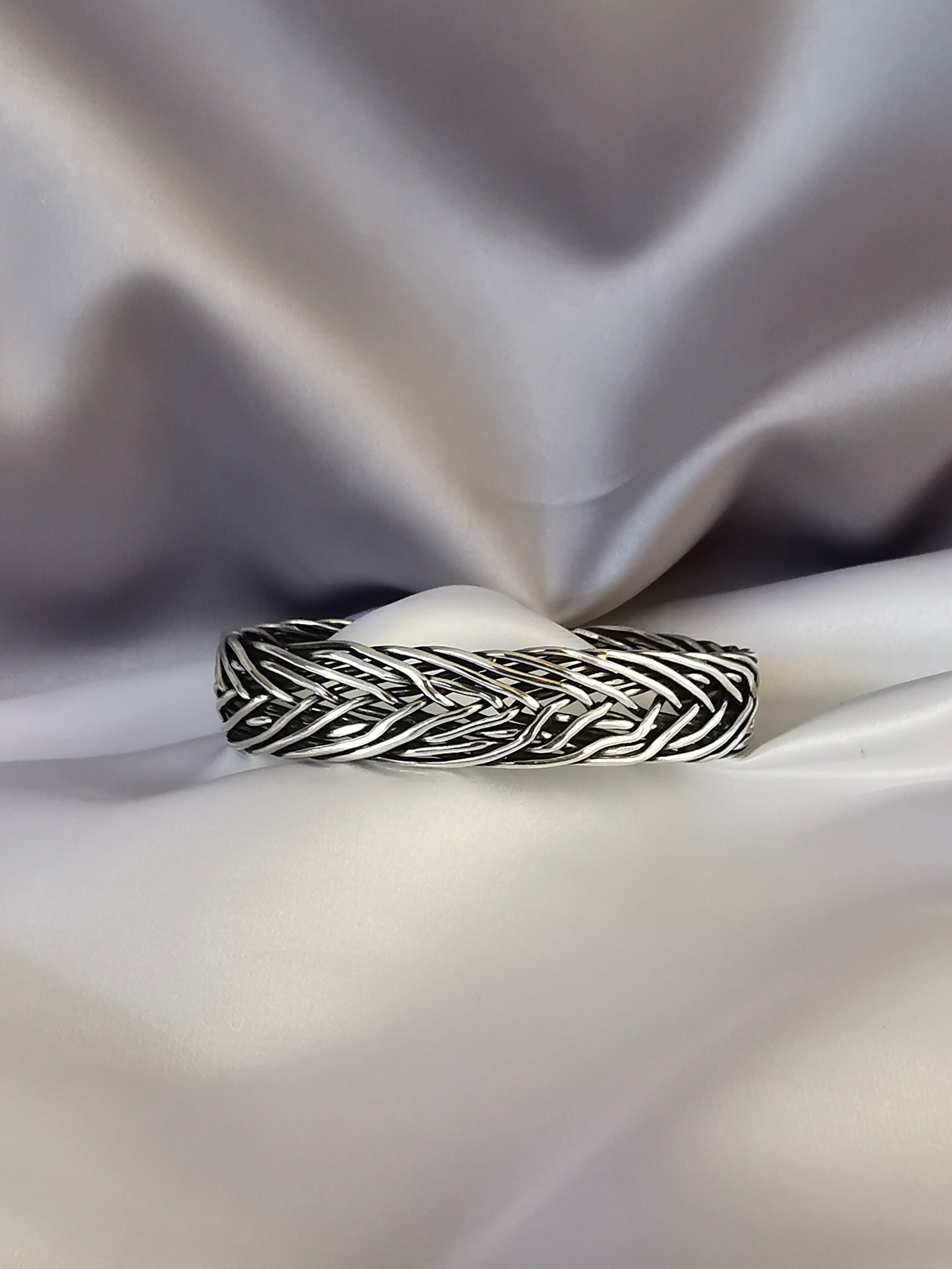 Pulsera aro con diseño plata envejecida (051250-048)