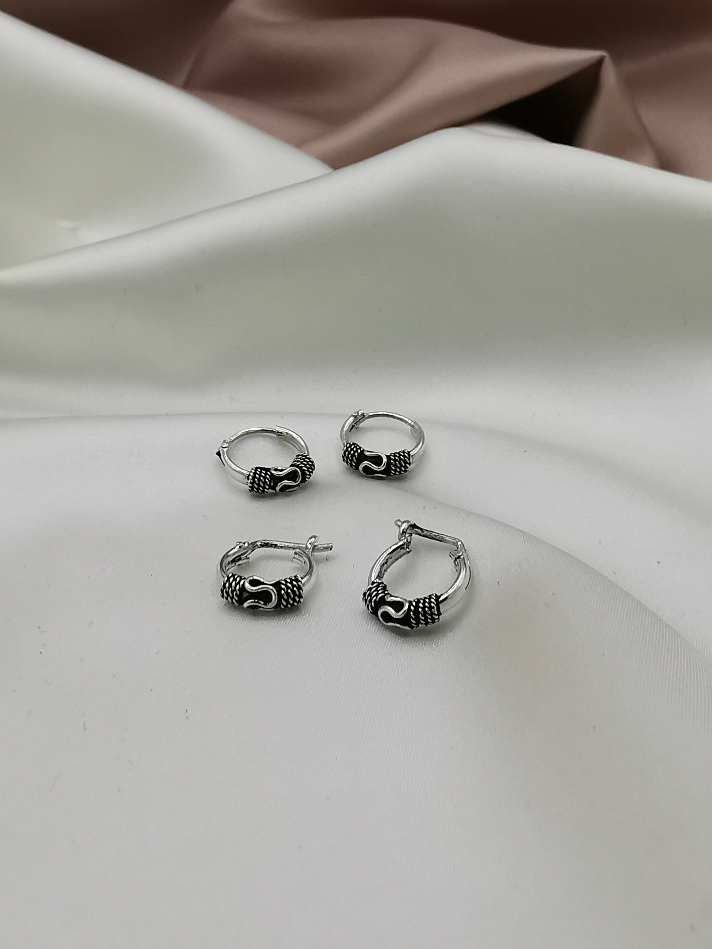 Argollas pequeñas plata envejecida