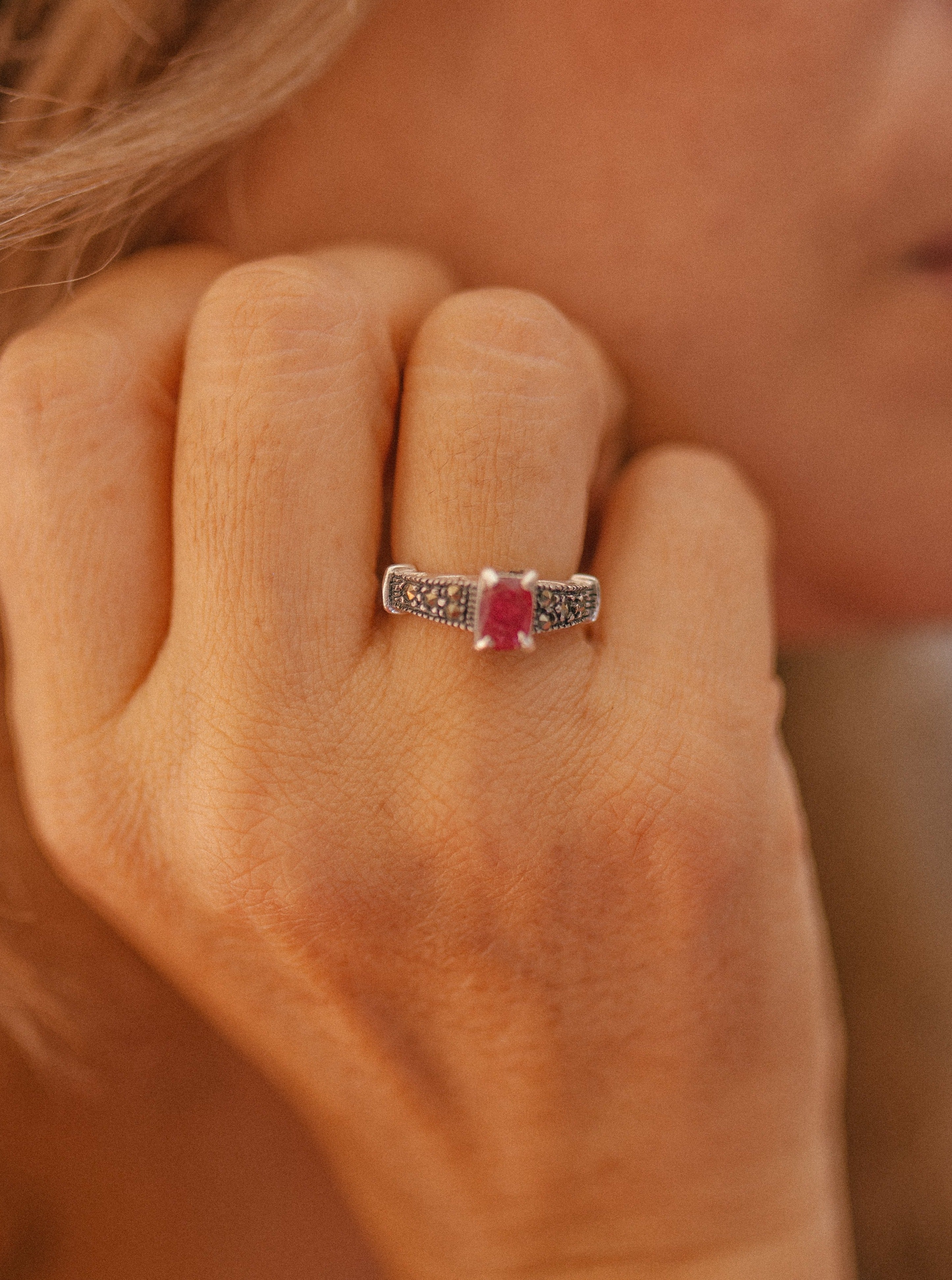 (09350-299) Anillo de zirconia y acerina