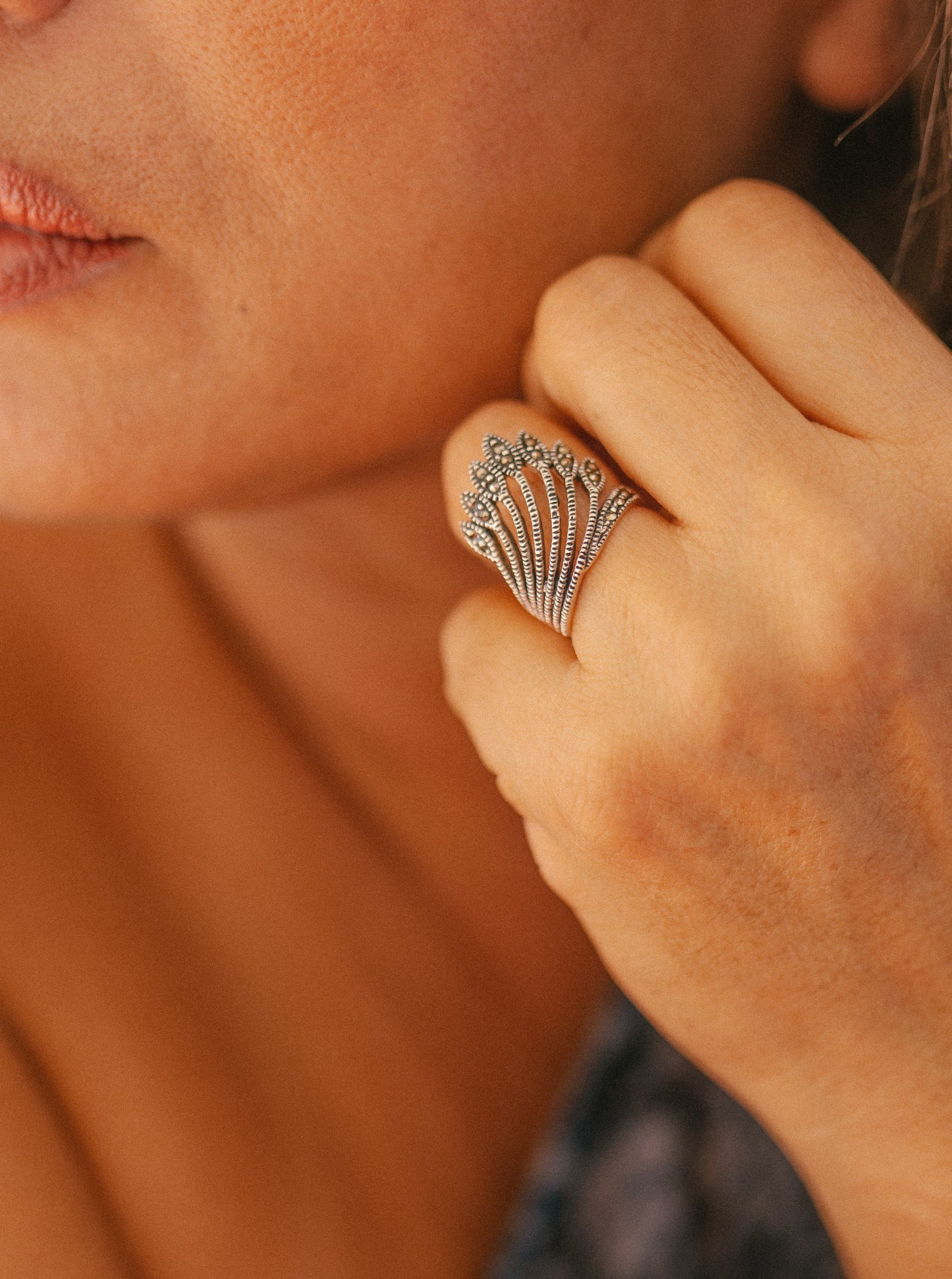 (09425-237) Anillo de zirconia y acerina