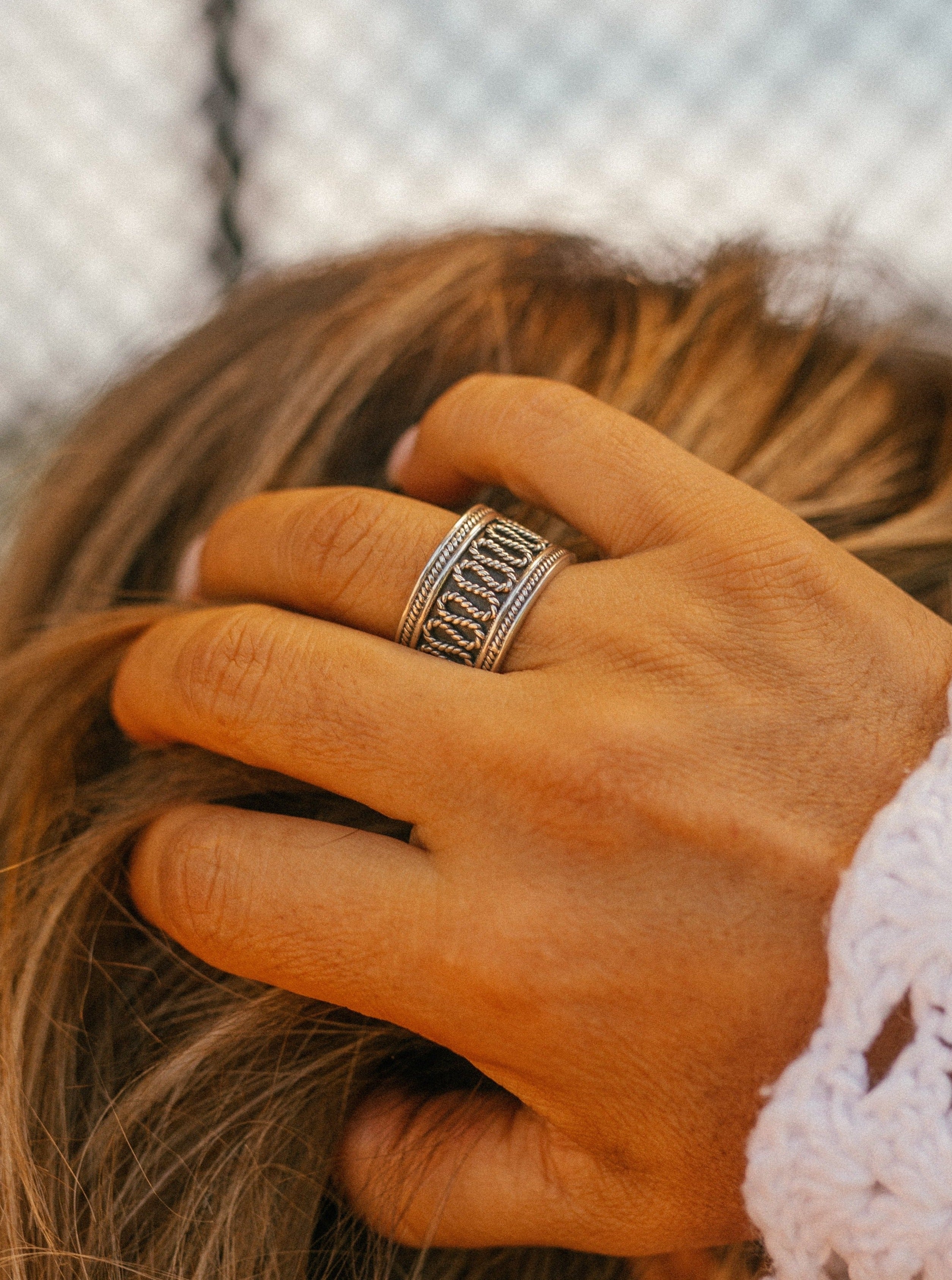 Anillo lazo plata envejecida (01475-076)