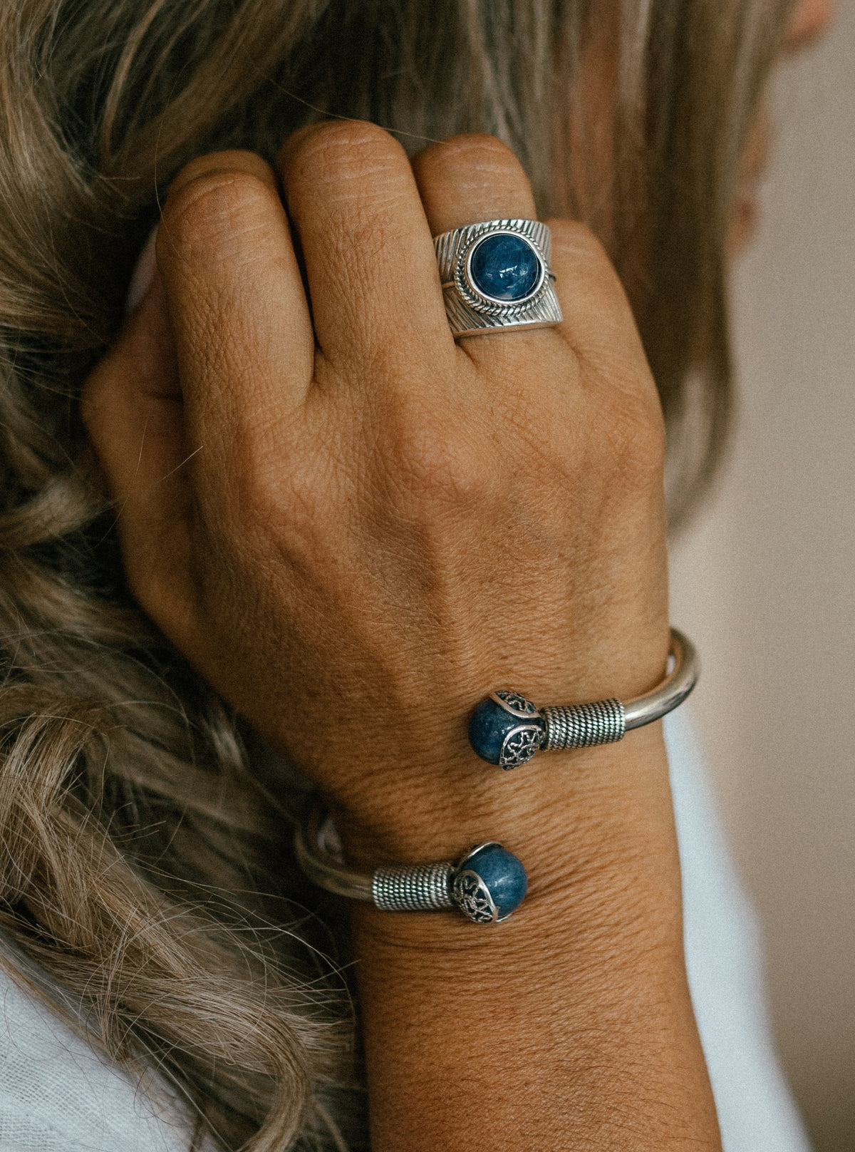 Pulsera aro  con piedra natural lapislázuli (051500-488)