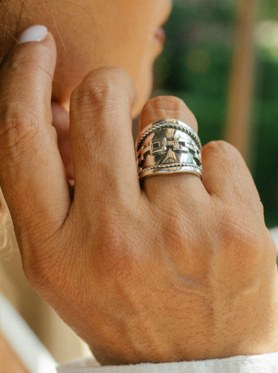 Anillo de plata envejecida (01350-379)