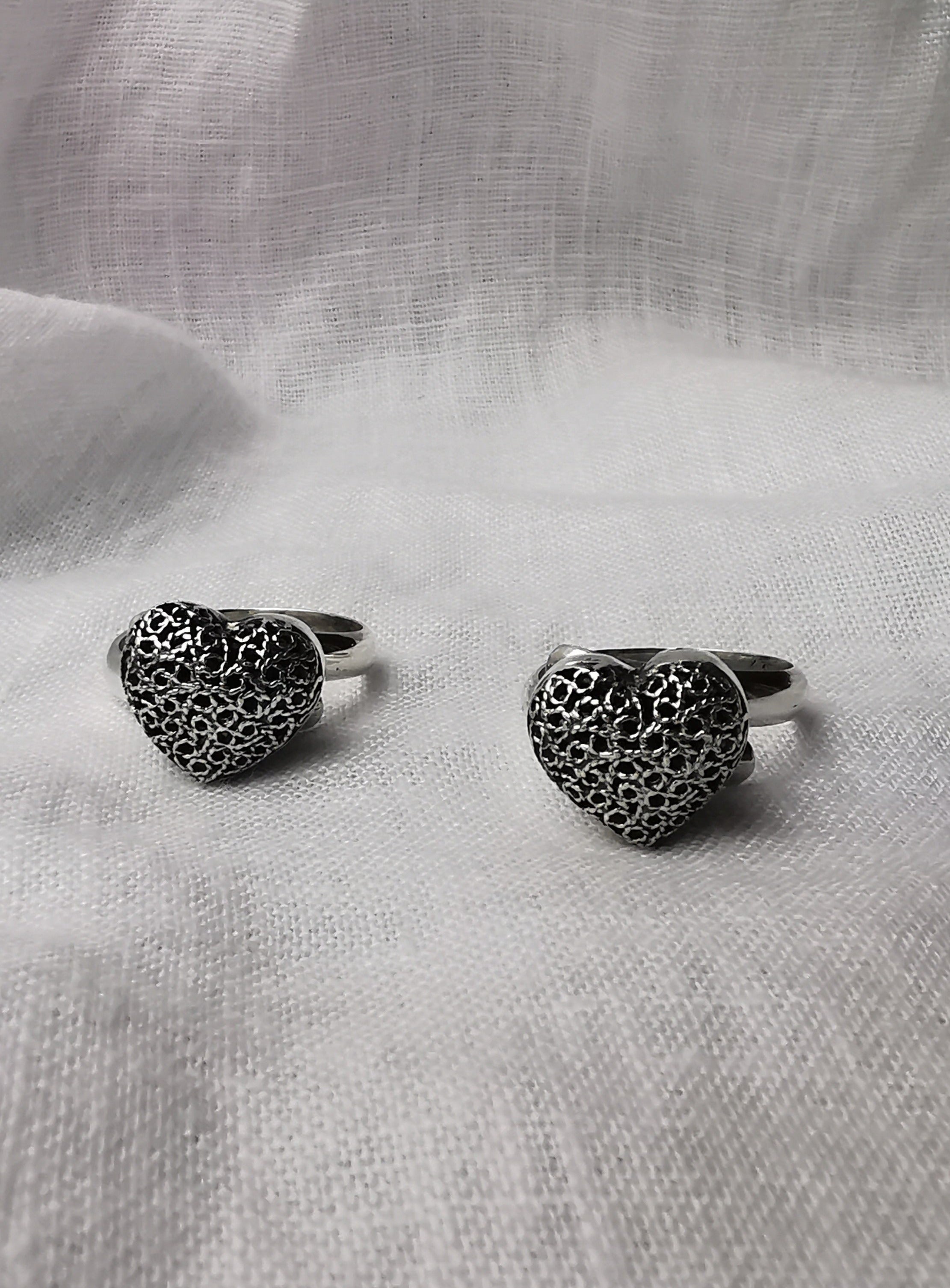 (01475-016) Anillo de Corazón filigrana