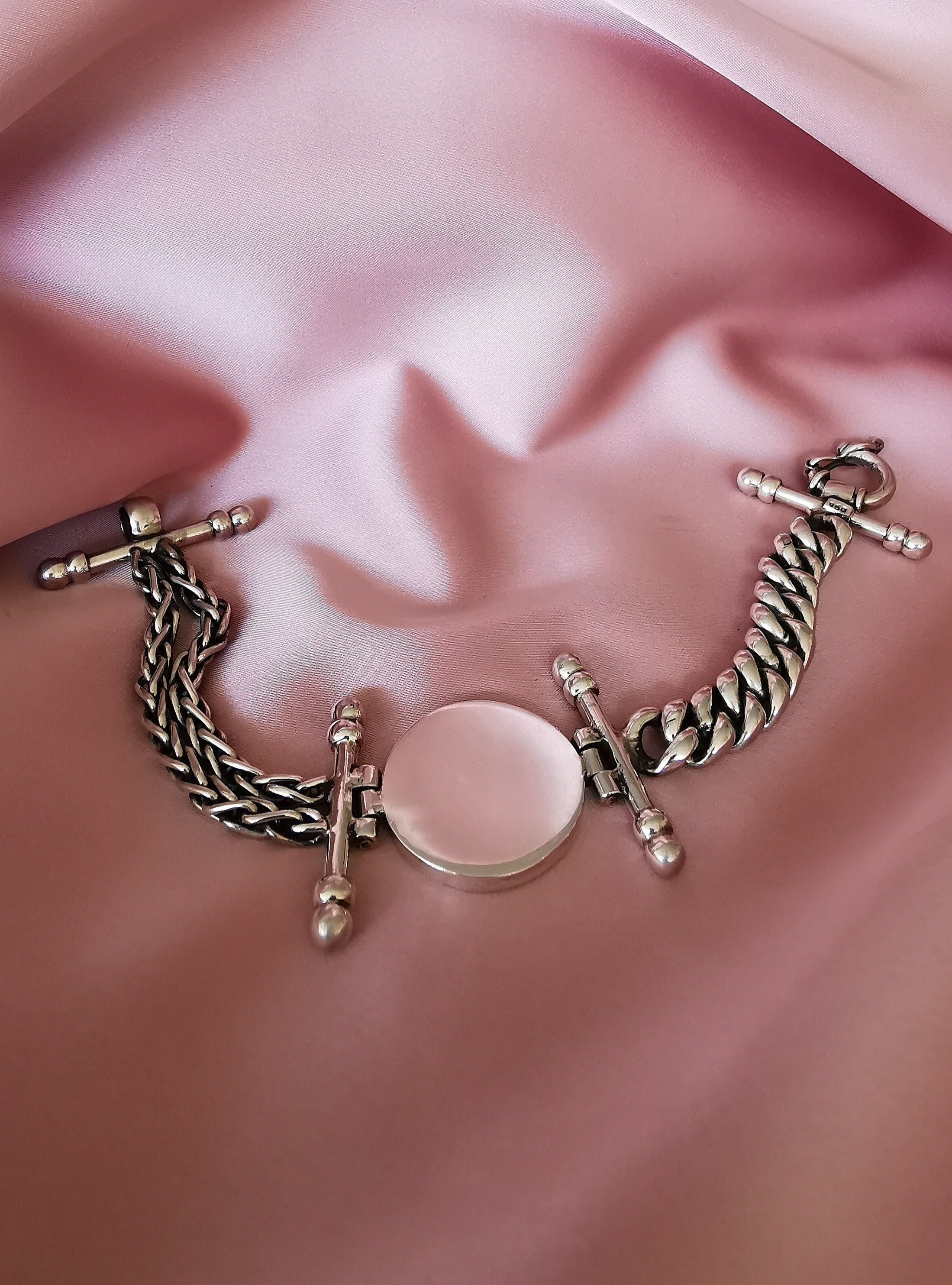 Pulsera de plata envejecida con dije de Circulo (17250-003)