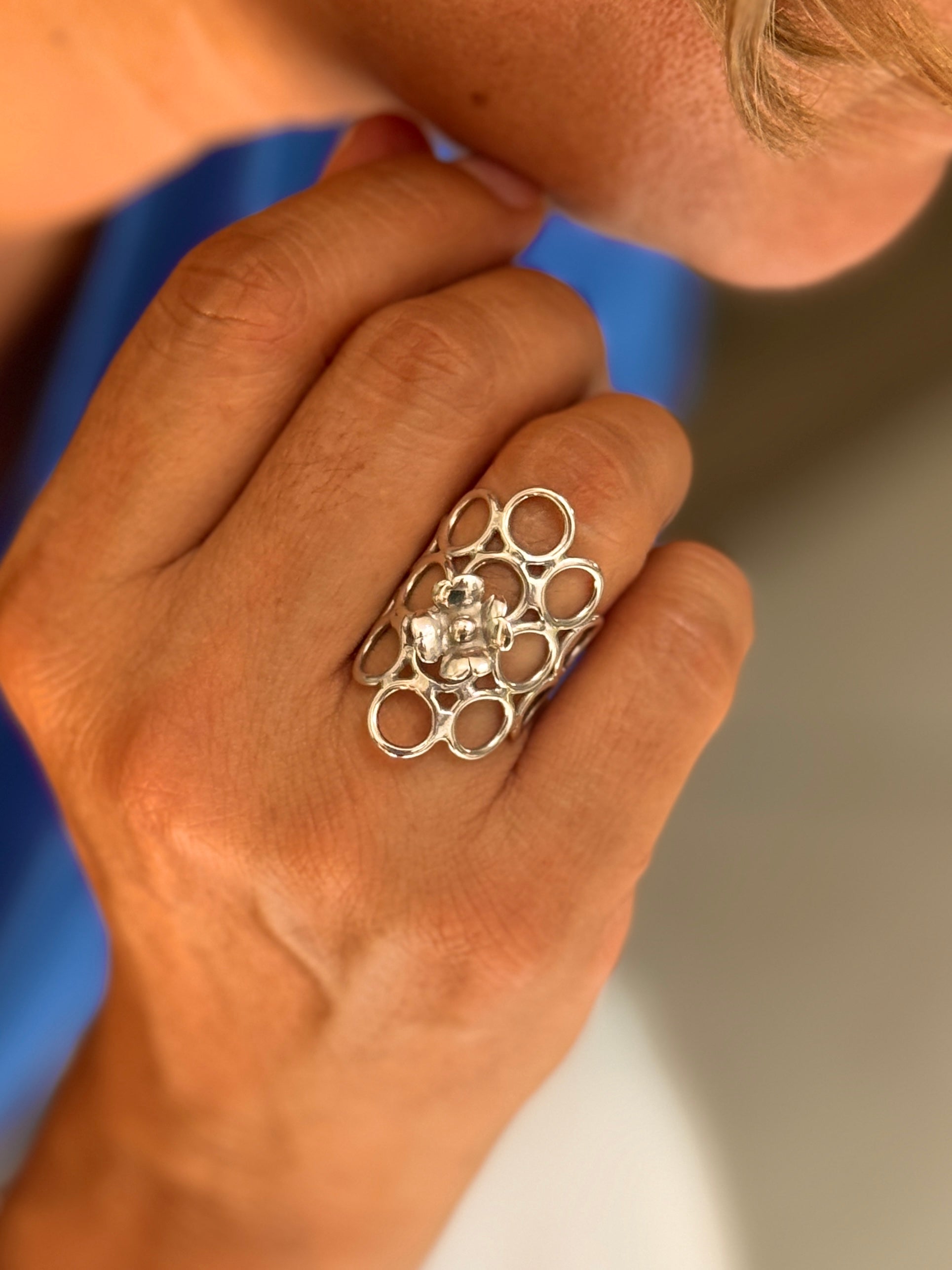 (01300-530) Anillo de Plata con Flor