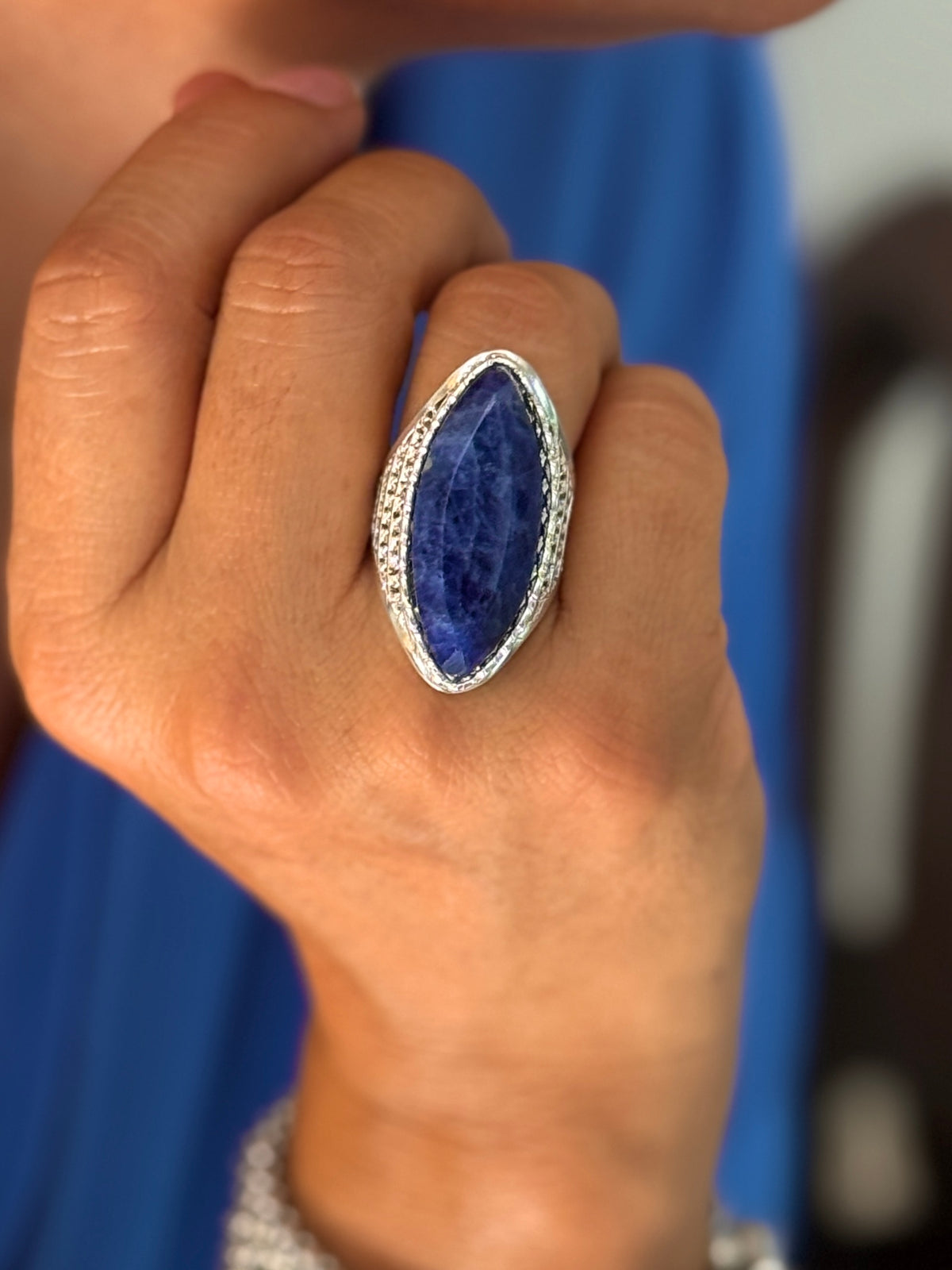(12950-149) Anillo de Piedra Natural Lapislázuli