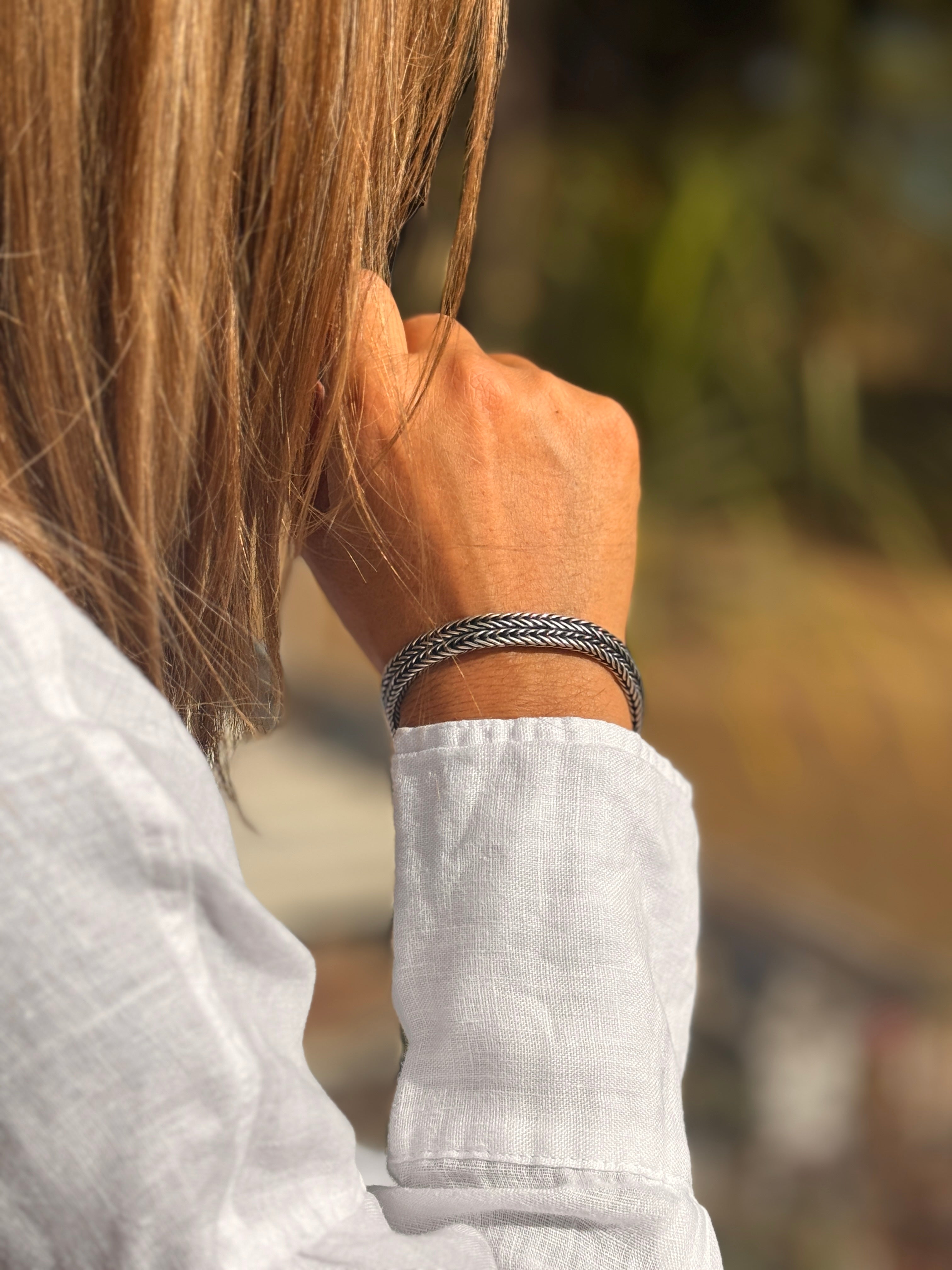 (171400-21.5) Pulsera de plata envejecida