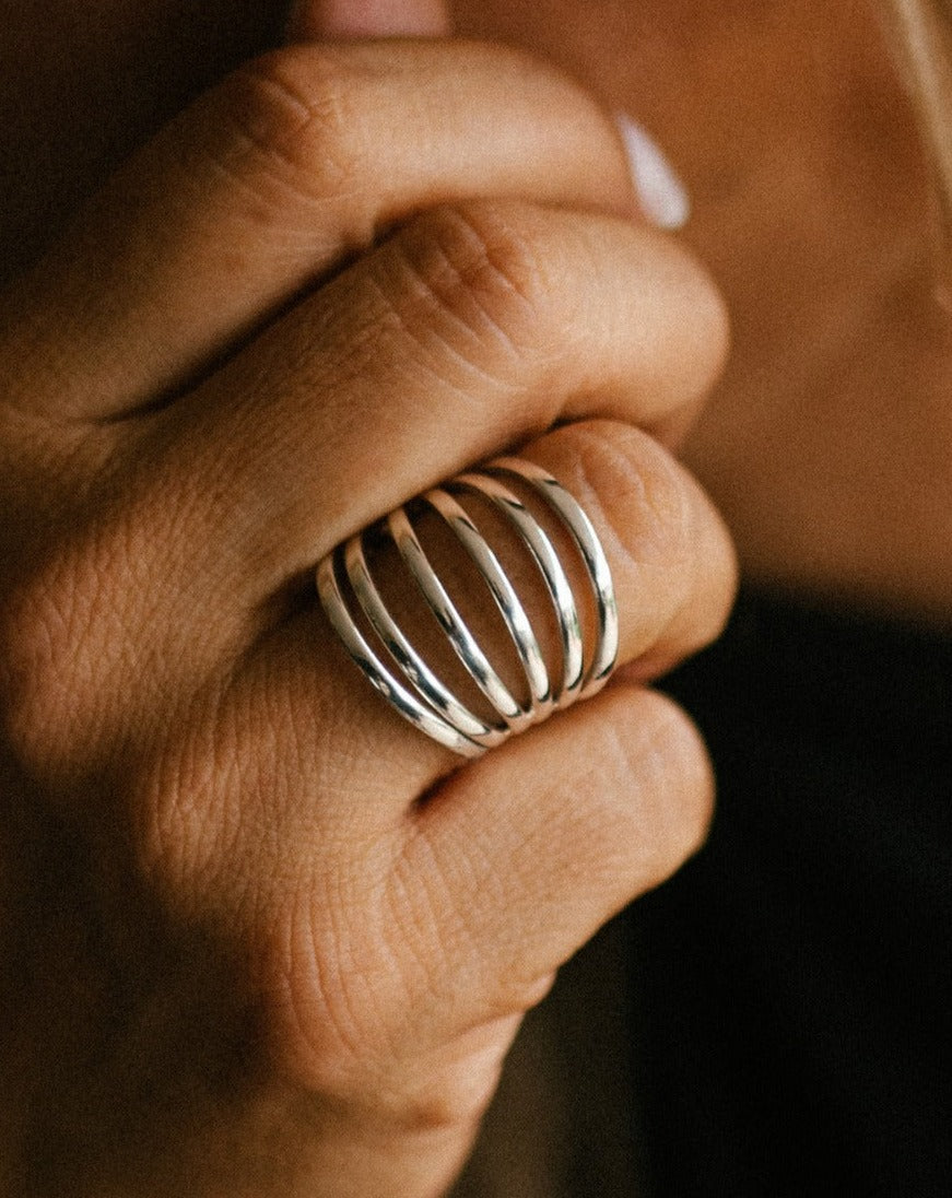 Anillo de plata diseño aros (01300-388)