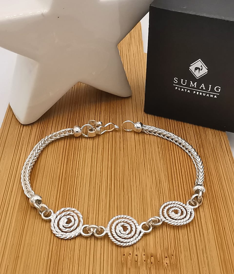(06375-063) Pulsera de plata lazo espiga con círculos en espiral