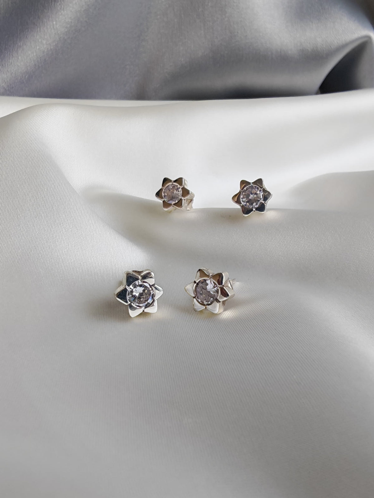Aretes de estrella (02200)