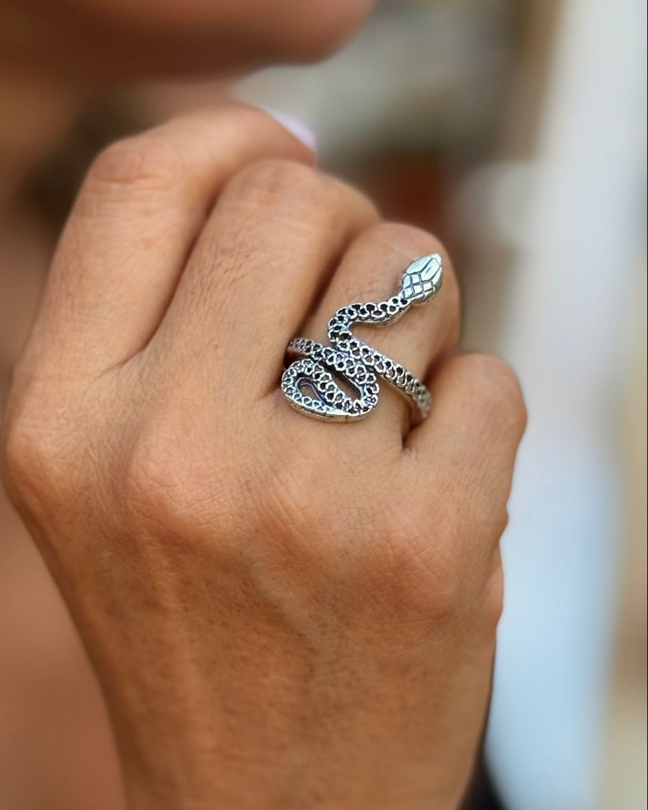 (01450-520) Anillo plata envejecida