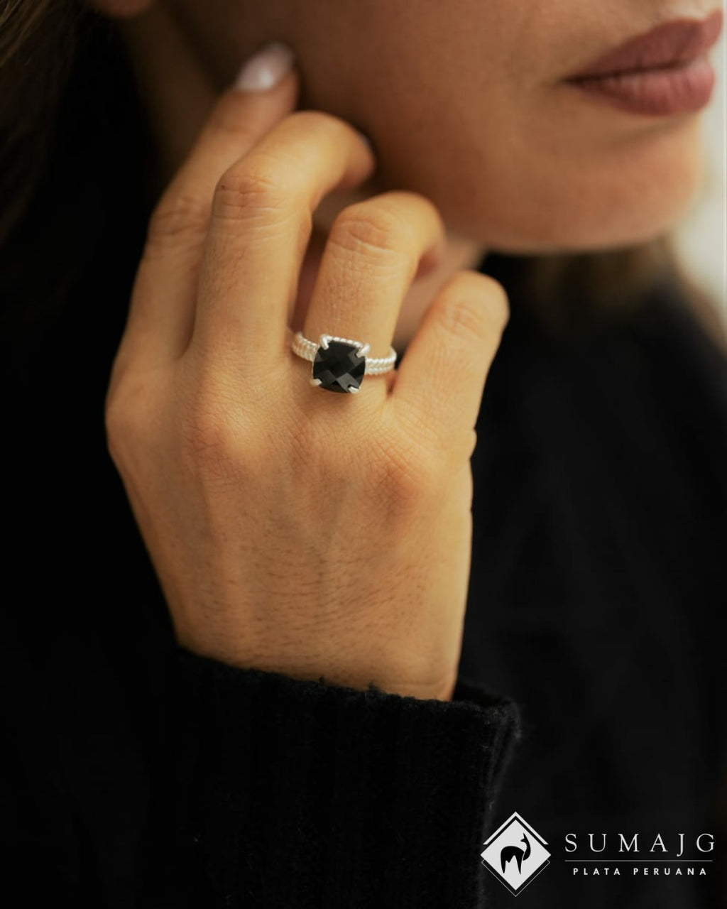 Anillo de plata y piedra onyx (01250-421) - Sumajg Joyas