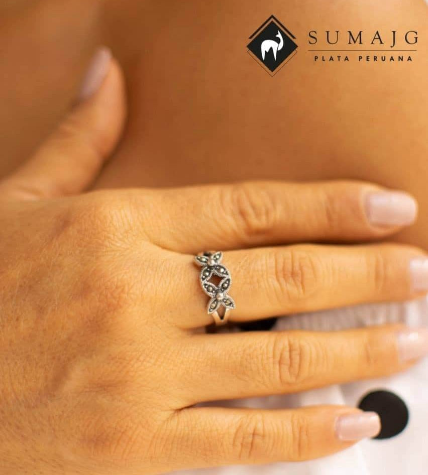 Anillo de plata y piedra zirconia (09300-009) - Sumajg Joyas